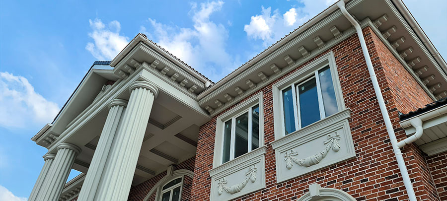 Как выбрать фасадный декор и создать неповторимый облик дома?